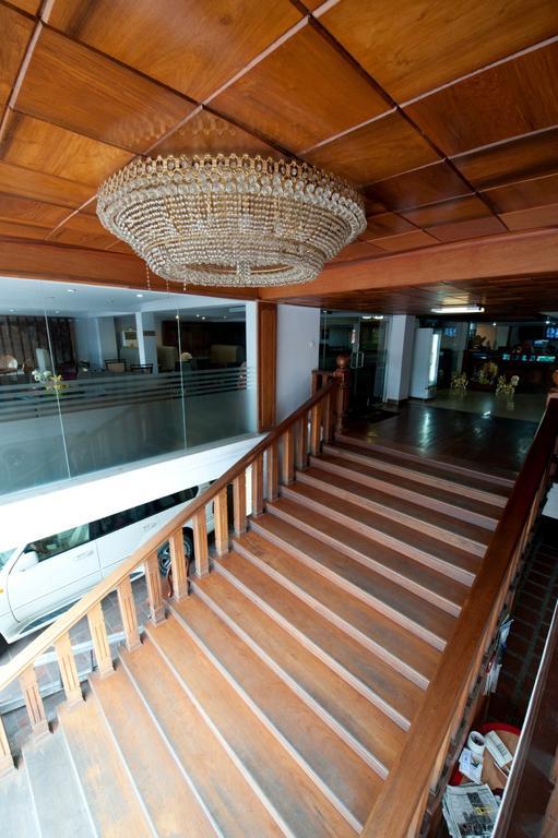 Circuit Hotel & Cafe - Nana Hotel Phnompenh Exteriér fotografie